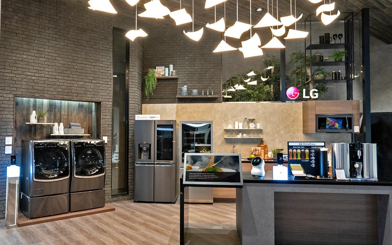 La zona ThinQ de LG fue una vez más un éxito en CES 2019, con una serie de nuevos productos en exhibición, incluido el fabricante de cerveza LG HomeBrew | Más en LG MAGAZINE