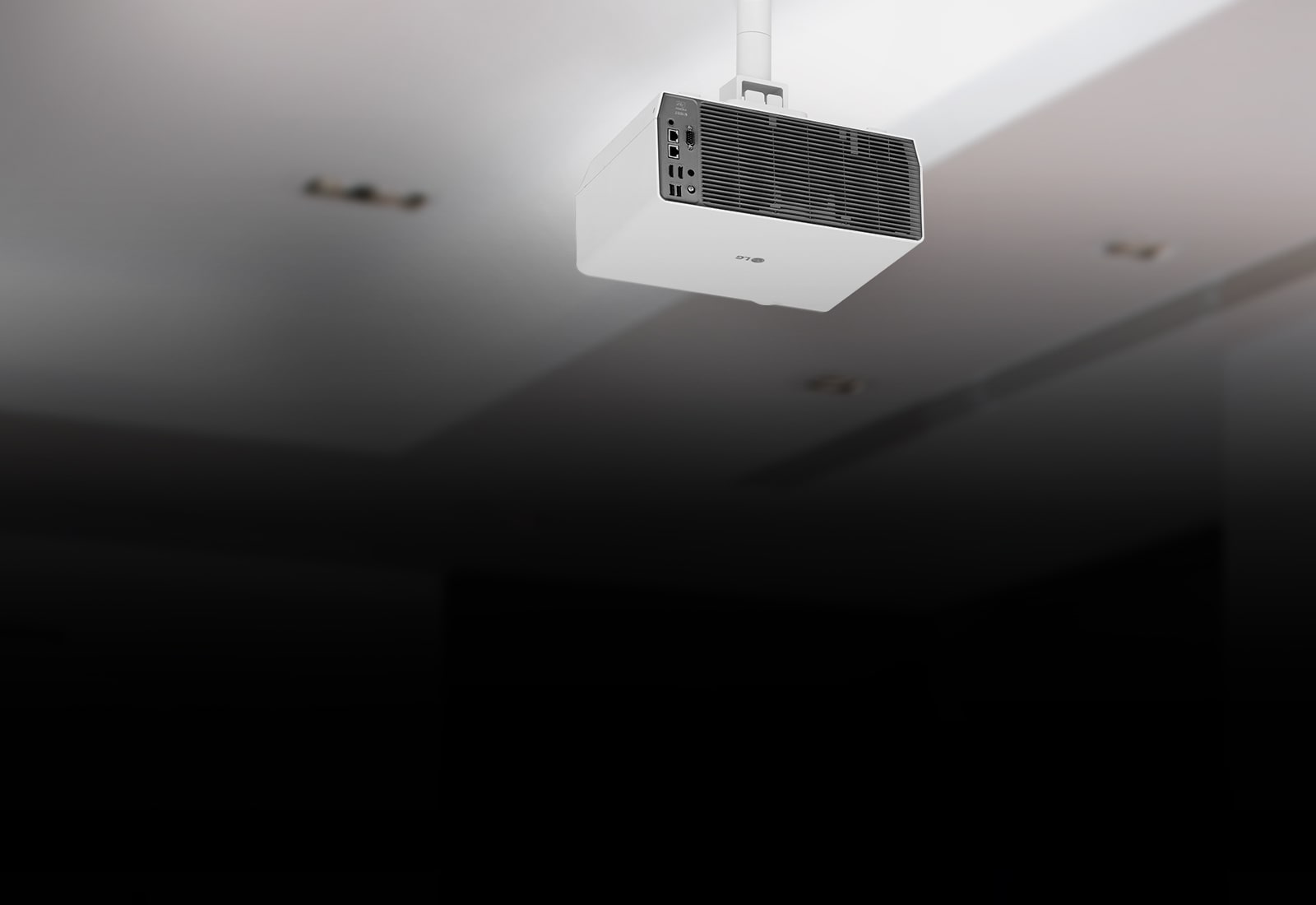 BU60P is intalled on the ceiling and show bullet features