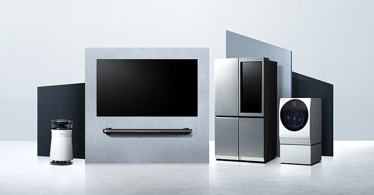 LG SIGNATURE OLED TV W, Refrigerator, and Washing Machine are laid on the virtual space.