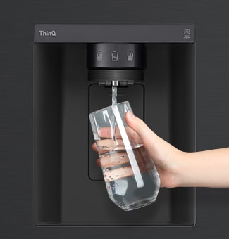 Getting water in a cup from a refrigerator water purifier