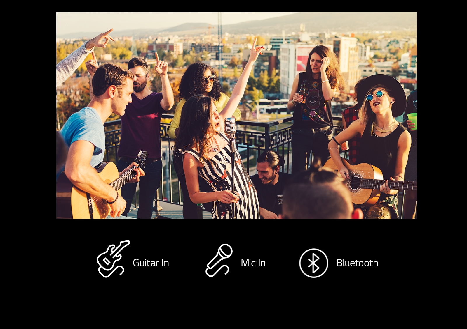 There are people enjoying acoustic concert with LG XBOOM XL9T. Below the image, there are guitar, microphone and bluetooth icons are shown.