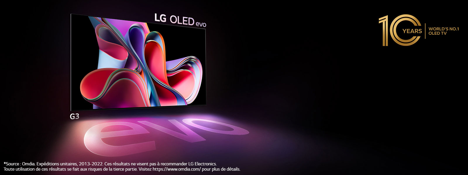 Телевізор LG OLED G3 світить у темному просторі. Угорі праворуч логотип згадує 10 -ту річницю OLED
