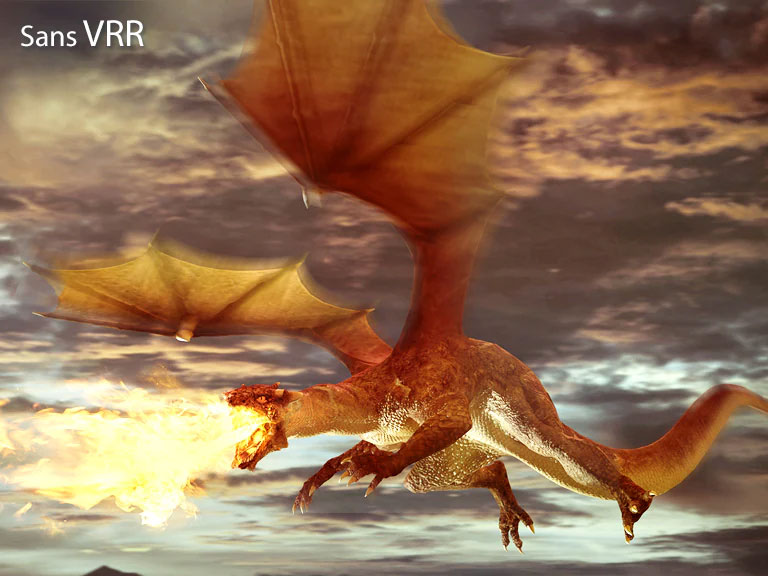 La moitié gauche de la scène, affiche une image floue et un dragon rouge volant et crachant du feu avec le texte « sans VRR » en haut à gauche. La moitié droite de la scène, affichant une image nette, et un dragon rouge volant et crachant du feu avec le texte « avec VRR » en haut à gauche.