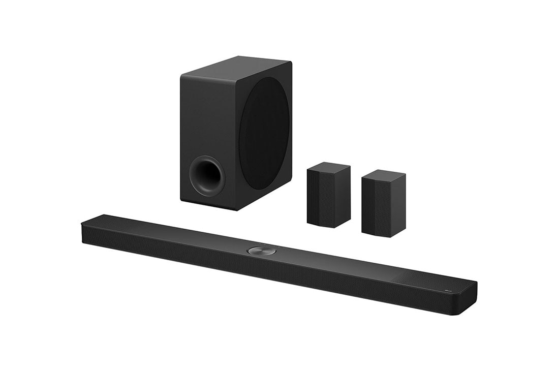 LG Barra de Sonido Inteligente LG S90TR con 670W y 7.1.3 canales. Altavoces traseros inalámbricos incluidos, Vista frontal de la barra de sonido LG S90TR, el subwoofer y los altavoces traseros, S90TR