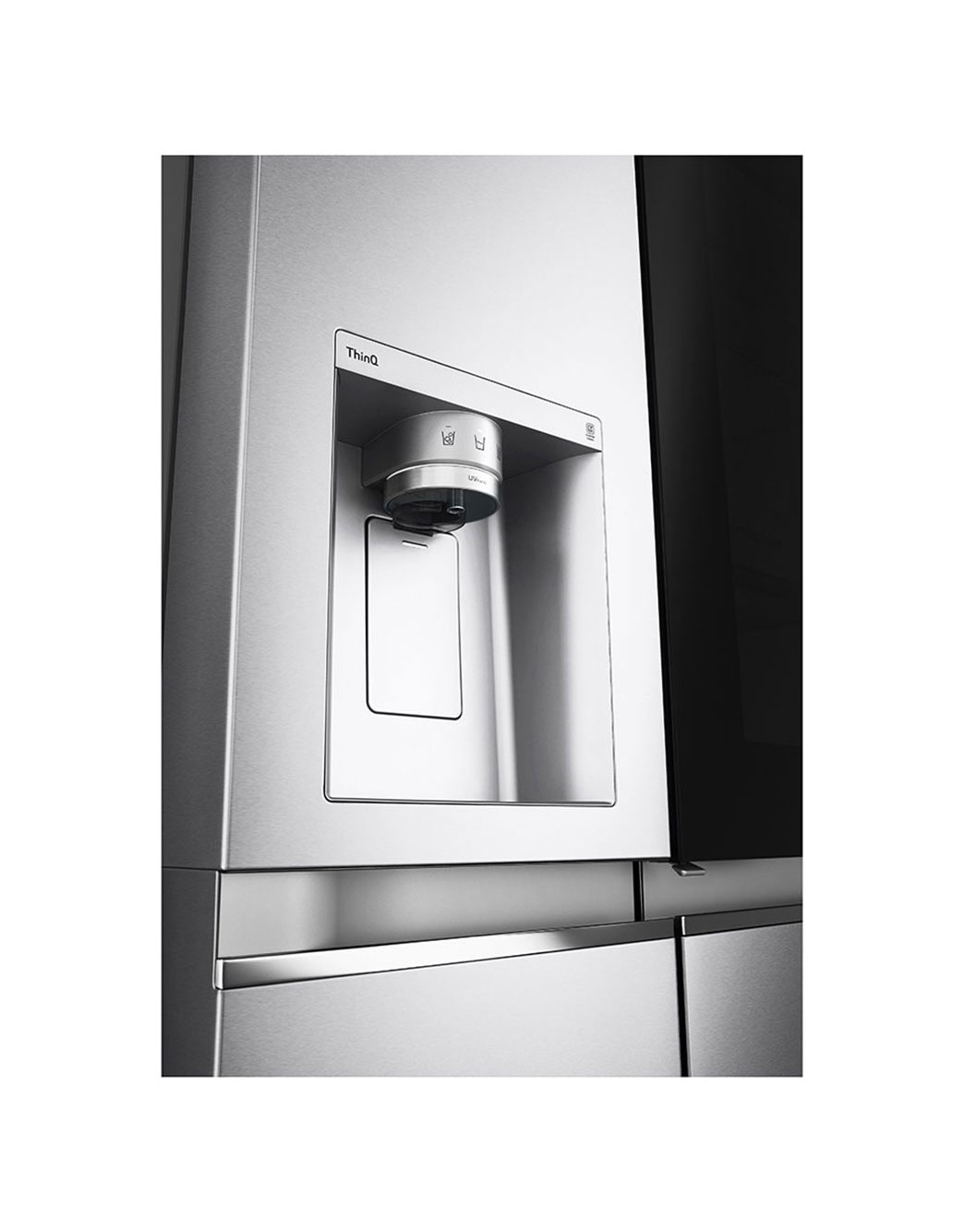 LG Refrigeradora Side by Side InstaView™ 27.1pᶟ (NET) / 28.7pᶟ (Gross) Door-in-Door™ Linear Inverter InstaView® , vista del dispensador, LS77SXSC