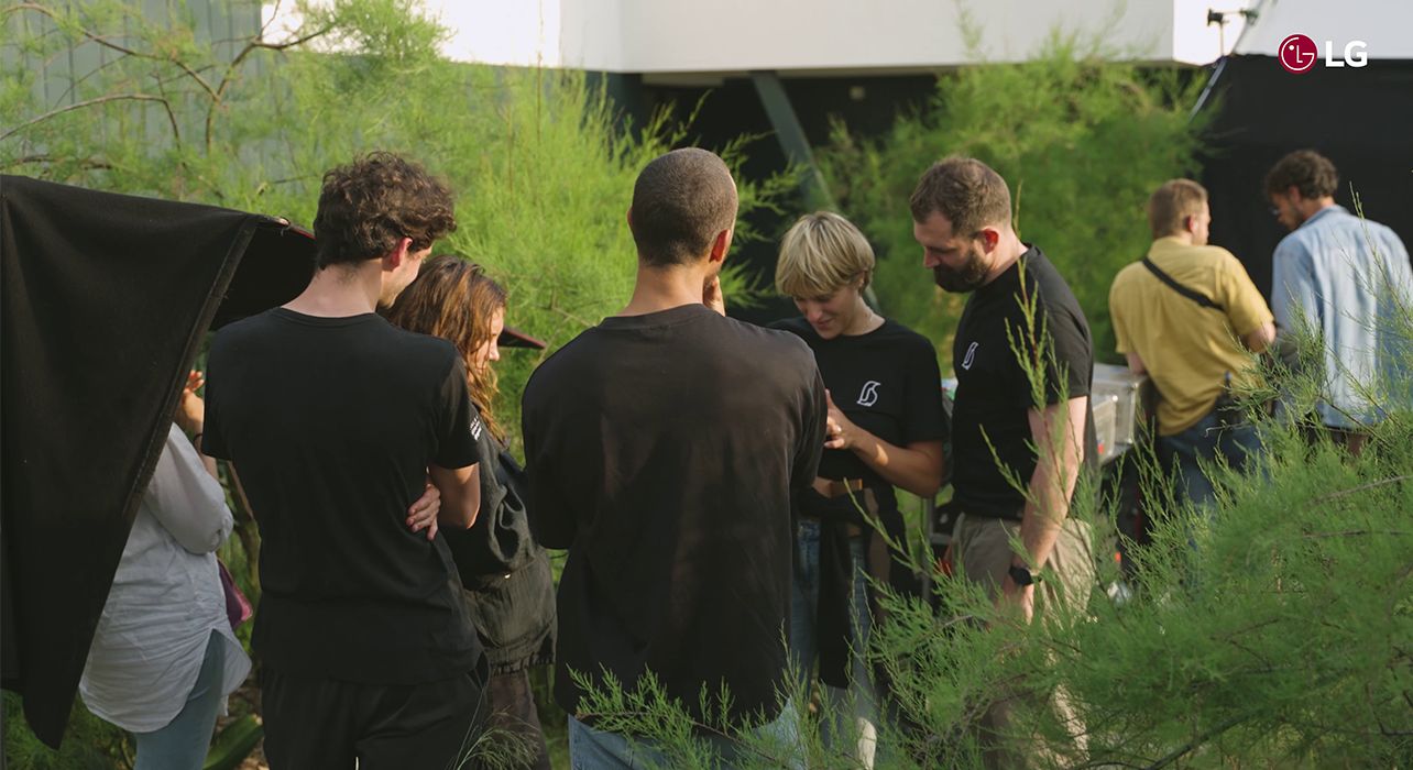 Menschen auf der Wiese