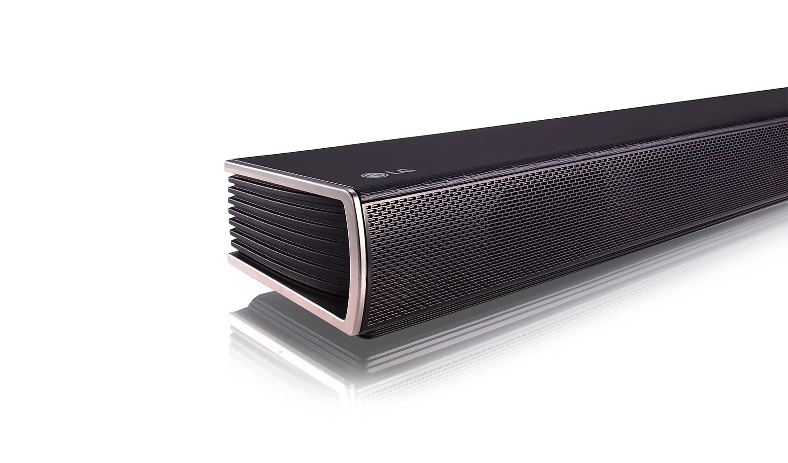 LG Soundbar mit 420 Watt und 4.1-Kanal-Tonsystem, SJ4R