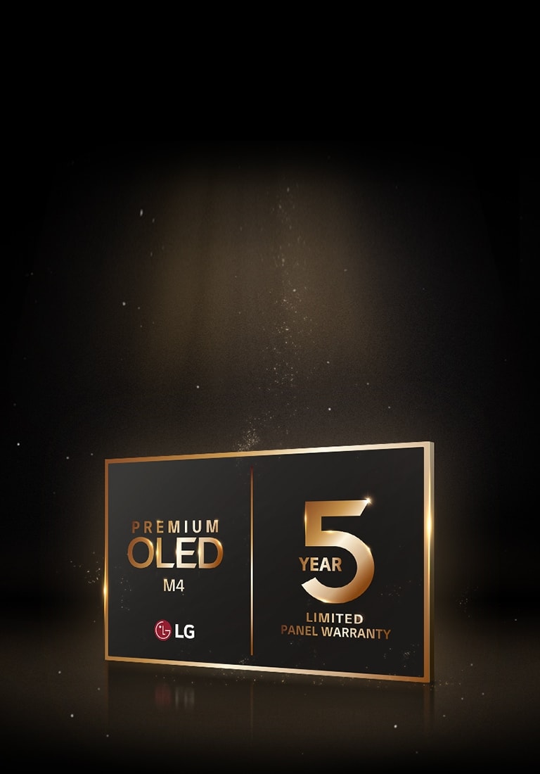 LG OLED Care+ und 5-jährige Panel-Garantie in goldenem Logo vor schwarzem Hintergrund, beleuchtet von goldenem Licht von oben.