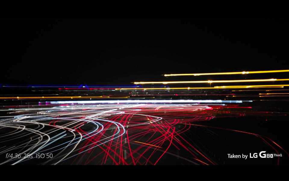 When you create a photo with a slow shutter, you can make artistic effects come to life | More at LG MAGAZINE