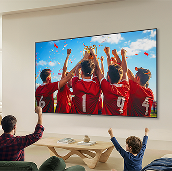 LG QNED evo AI QNED80 Mini LED delivers a dynamic sports experience on a clear screen, with AI-driven panels displaying predictions, player insights, and league data as gameplay is analyzed in real time.