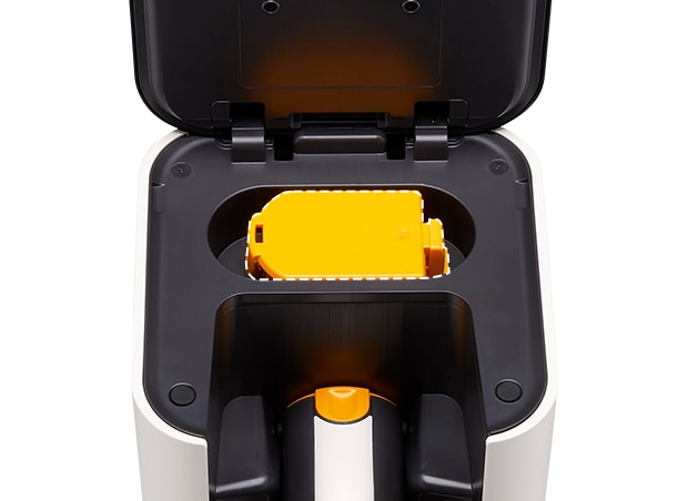 Image shows the battery pack of the vacuum cleaner.	