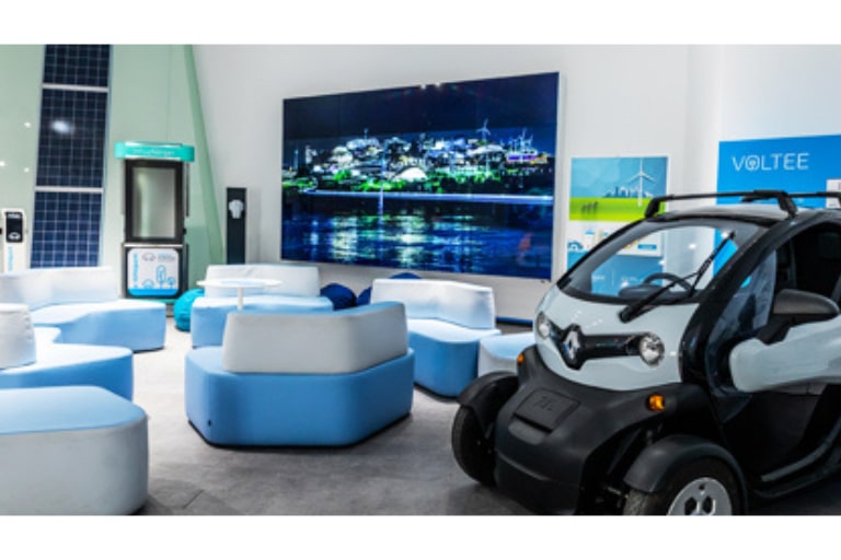 e-Mobi%20Showroom%2C%20Hungary