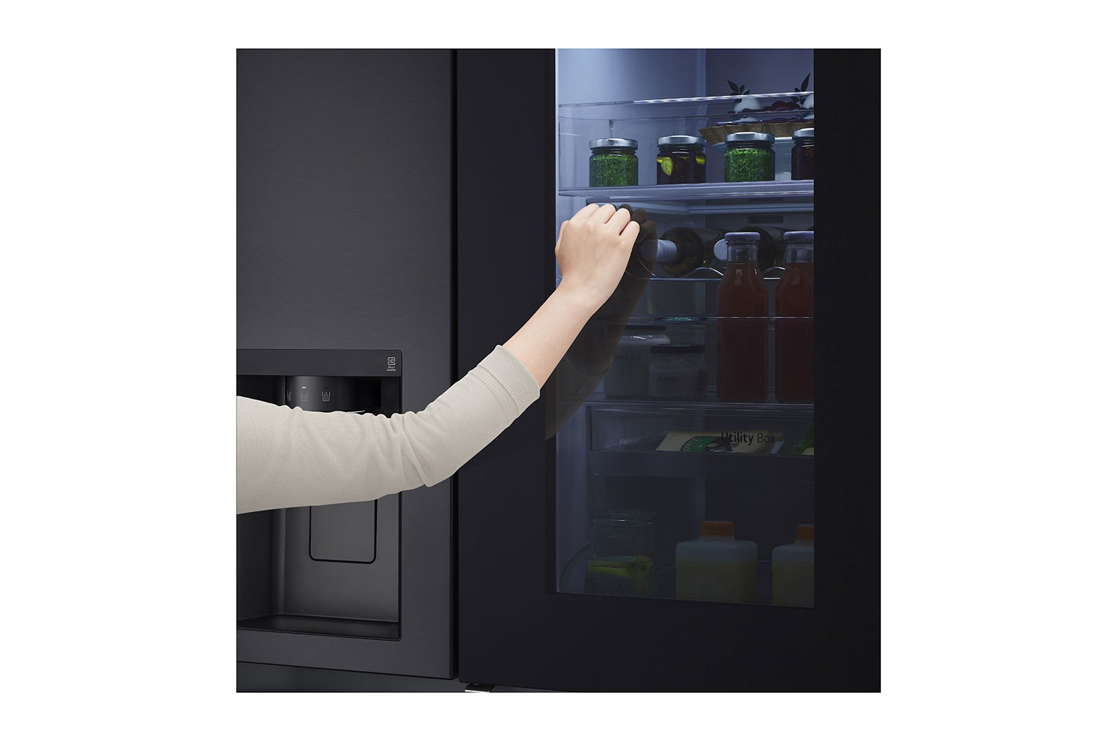 LG 635L Side by Side Fridge with InstaView®, GS-V600MBLC