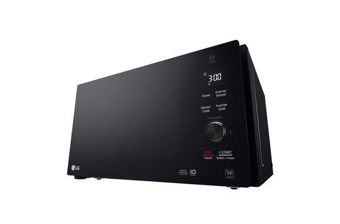 Front view LG MS4266OBS NeoChef, 42L Smart Inverter Microwave Oven