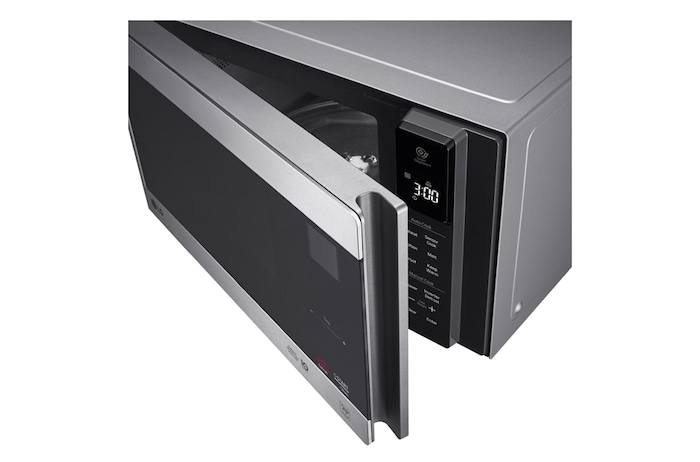 Front view LG MS4296OSS NeoChef, 42L Smart Inverter Microwave Oven
