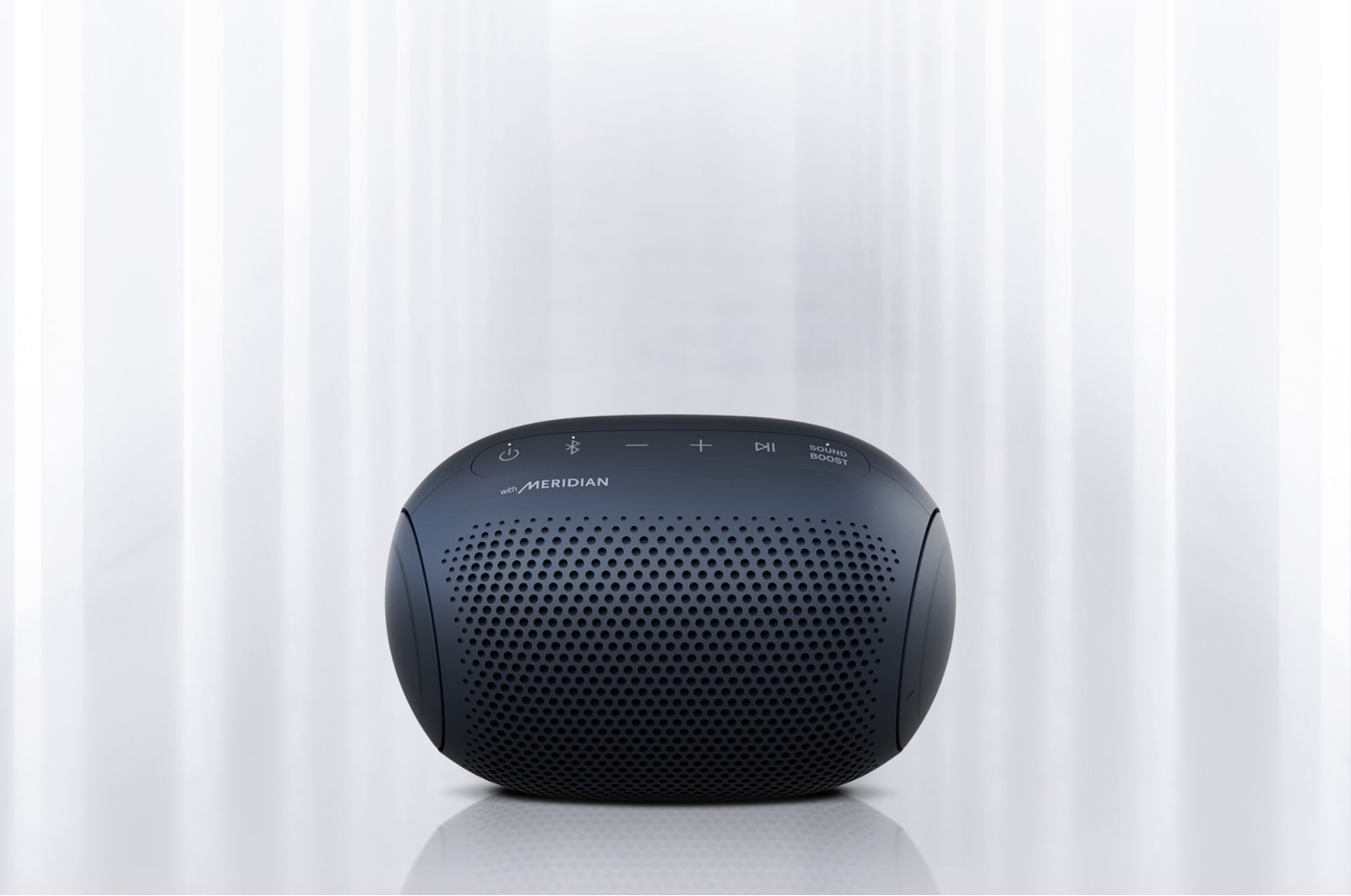 LG XBOOMGo PL2 Portable Bluetooth Speaker, PL2