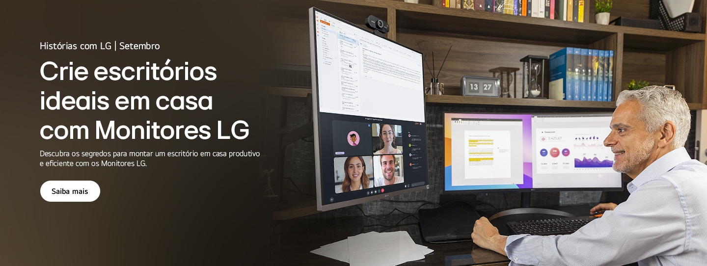 Luis trabalhando em home office com o monitor LG UltraWide e Ergo DualUp.