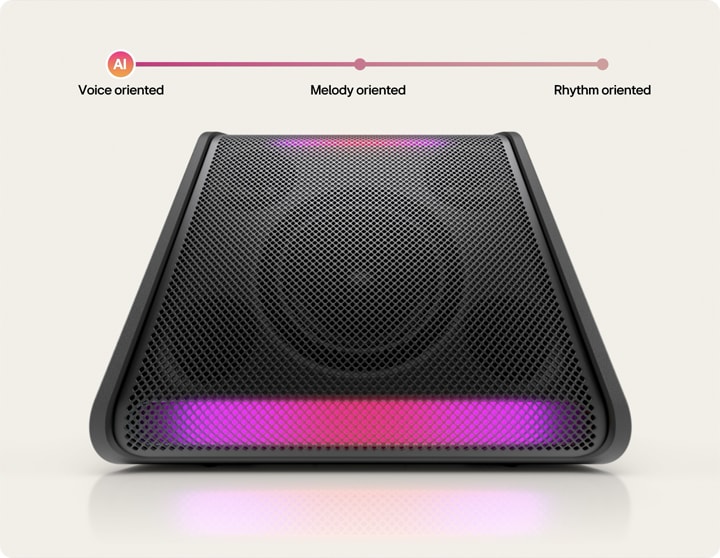 El xboom Stage 301 está colocado con su luz encendida.