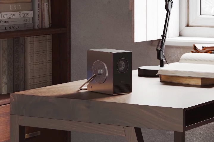 Vídeo do design pequeno e moderno do LG CineBeam.