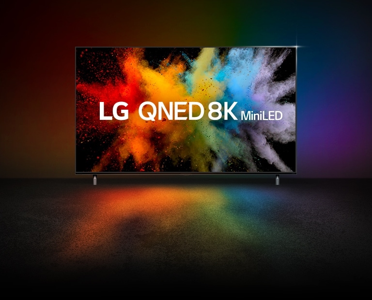 O movimento tipográfico das palavras QNED e NanoCell se combina e explode em pó colorido na tela da TV.