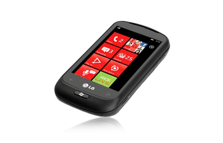 LG Optimus Quantum | Watch your mobile content on TV with LG's Play To Multimedia, LGC900