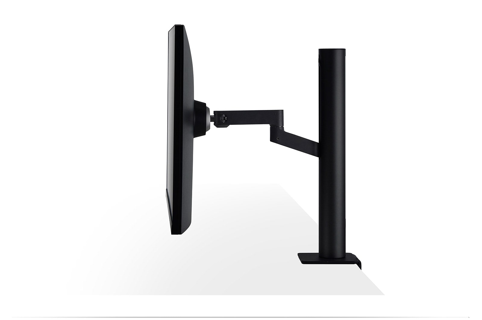 LG 32UN880-B 31.5'' UltraFine™ Display Ergo 4K HDR10 Monitor, 32UN880-B