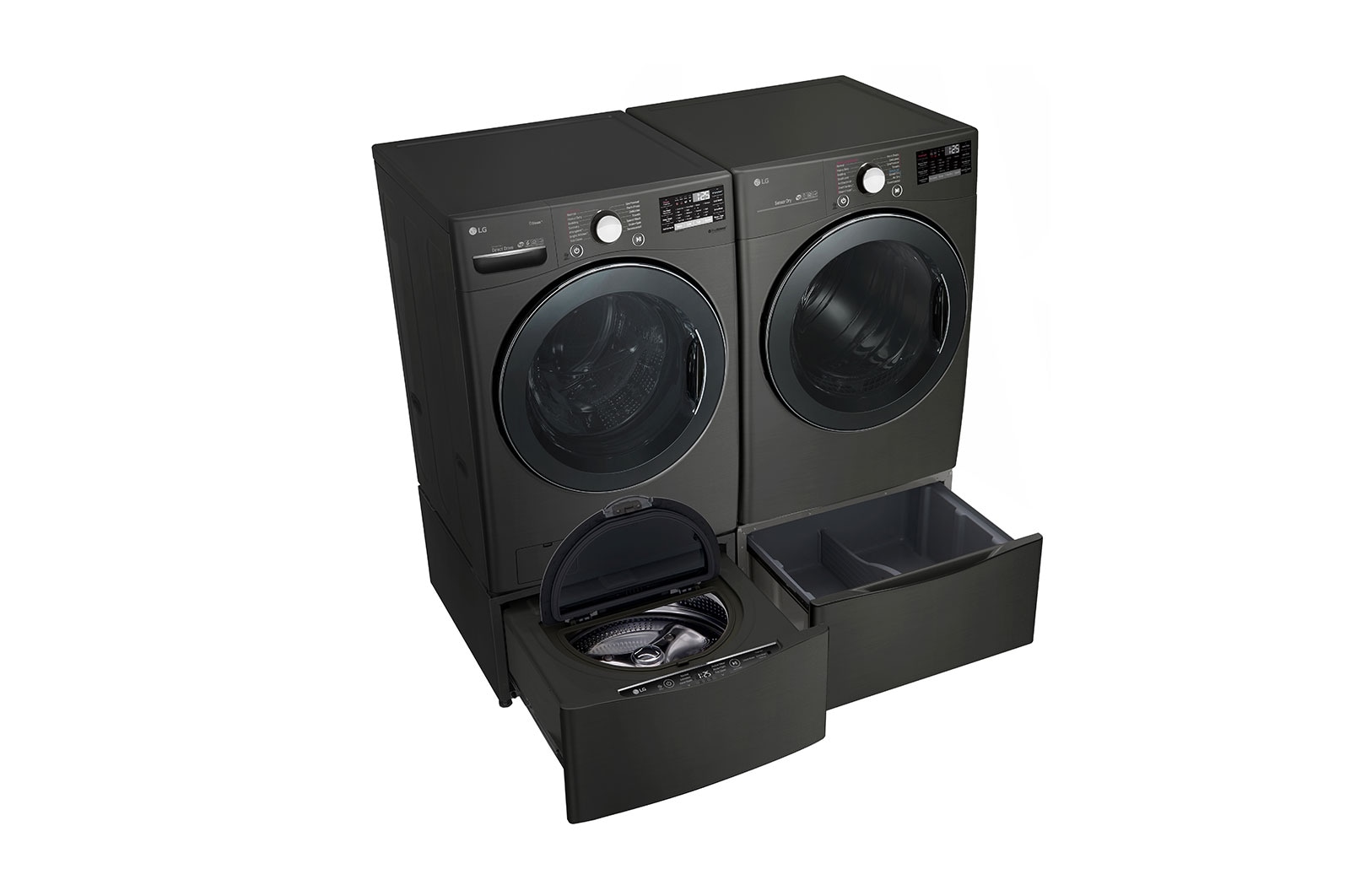 LG 7.4 cu.ft. Smart Wi-Fi Enabled Gas Dryer with TurboSteam™, DLGX3901B