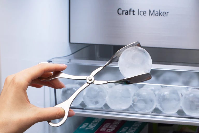 Slow-melting Craft Ice™