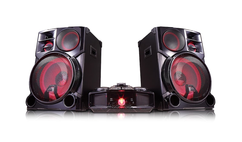 LG 4800W Hi-Fi Entertainment System with Bluetooth<sup>®</sup> Connectivity, CM9960