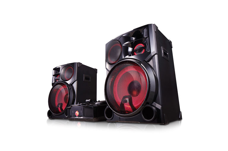 LG 4800W Hi-Fi Entertainment System with Bluetooth<sup>®</sup> Connectivity, CM9960