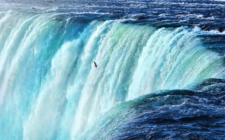 Ultra Surround elevates the art of sound1