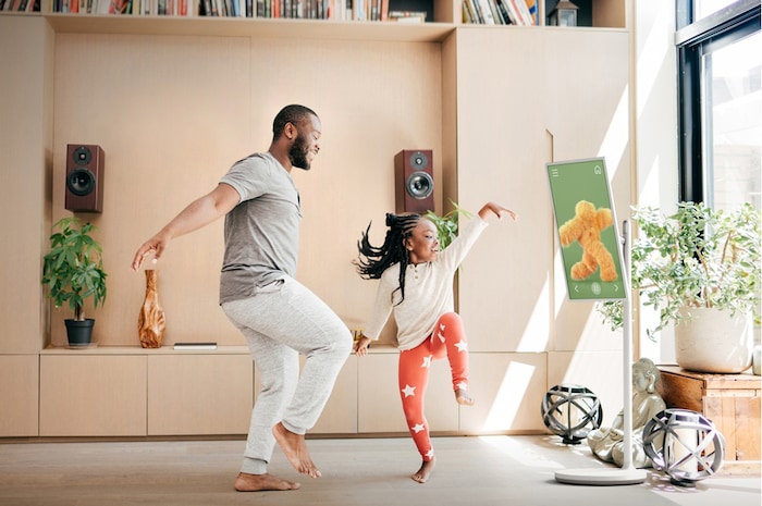 LG StanbyME Rollable Smart Touch Screen with 3hr Battery, 27ART10AKPL