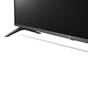 LG 82” LG UHD TV UM8070 ThinQ AI, 82UM8070PUA