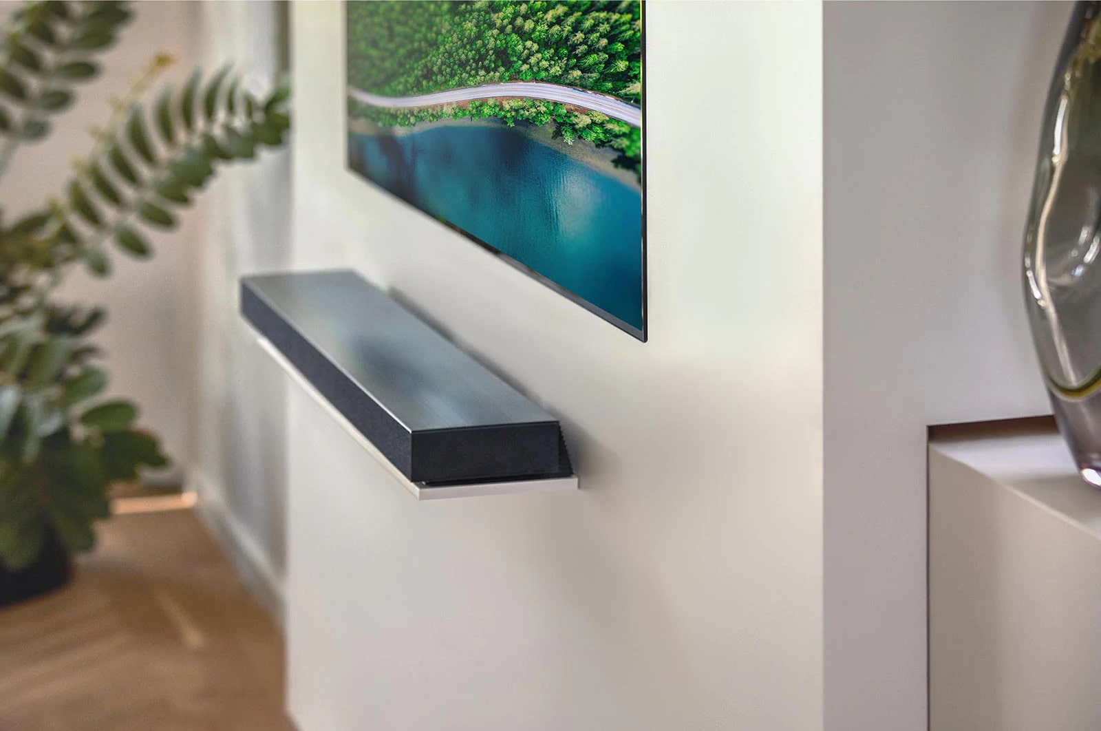 LG 65" WX LG OLED TV with ThinQ® AI, OLED65WXPUA