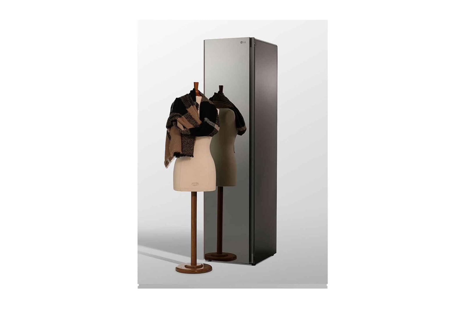 LG Styler®Steam Closet, S3MFBN