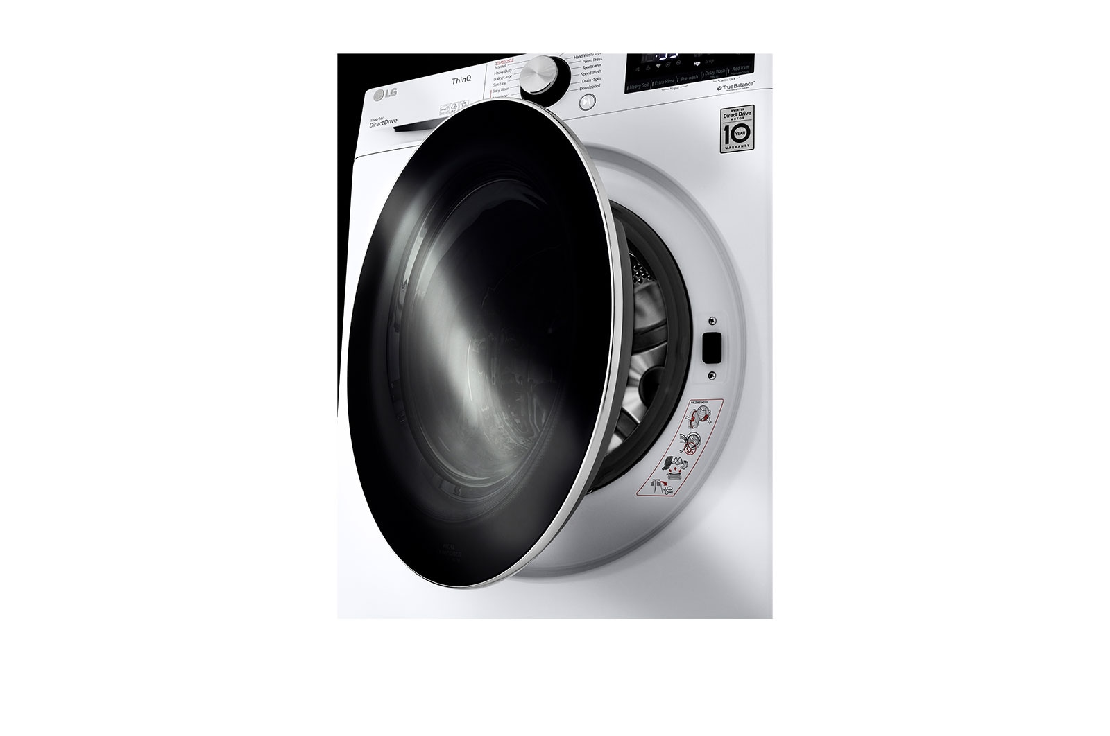 2.6 cu.ft. Smart Compact Front Load Washer WM1455HWA LG CA