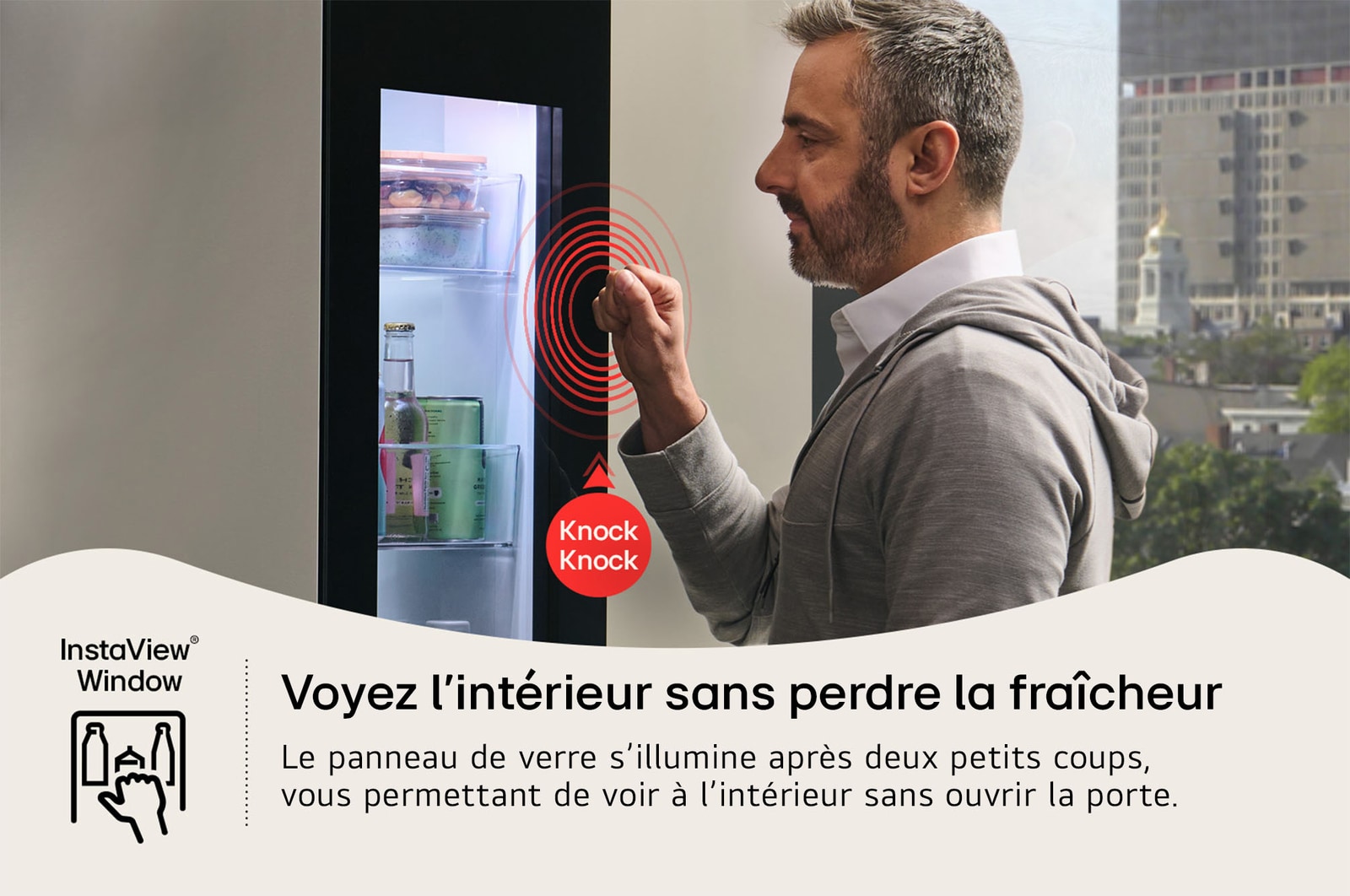 Le réfrigérateur à portes françaises LG LF29S8365S de 29 pi³, montrant le panneau InstaView® sur lequel on frappe pour voir à l'intérieur sans ouvrir la porte.
