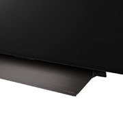 Gros plan du téléviseur OLED evo de LG, OLED C4, depuis la base