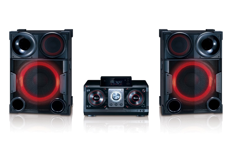 LG Mini-Stereoanlage mit 2300 Watt Ausgangsleistung, CD-Player, Dual USB und LED Lighting, CM9730