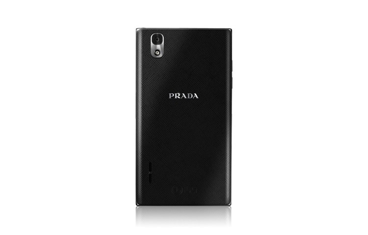 LG PRADA Phone by LG 3.0 Fashion-Smartphone von PRADA und LG mit LG NOVA High Brightness Display, 1,0 GHz-Dual-Core/Dual-Channel-Prozessor und Saffiano-Dekor, P940