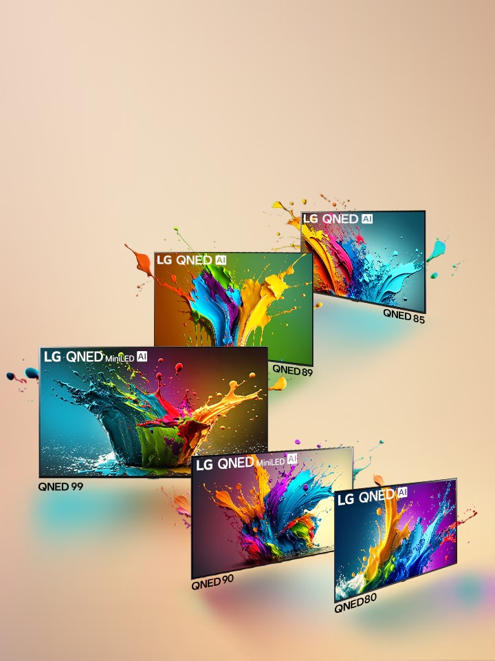 Televisores LG QNED 80, QNED 90, QNED 99, QNED 89, and QNED 85 uno al lado del otro en una línea inclinada con el televisor QNED 99 de frente y los demás en un ángulo de 45 grados. Gotas coloridas y olas de pintura salen disparadas de cada pantalla y la luz crea sombras coloridas debajo.