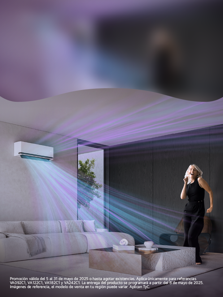 Aire Acondicionado LG en sala de estar con mujer corriendo