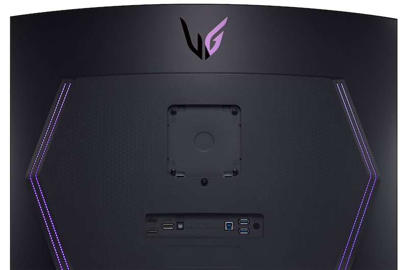 LG Monitor Gamer Oled de 45 Pulgadas 240 Hz 0,03 Ms GTG con Gaming IU, 45GR95QE-B