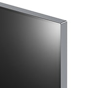 Imagen en primer plano del televisor LG OLED, OLED M4 SINGATURE que muestra el borde superior ultradelgado