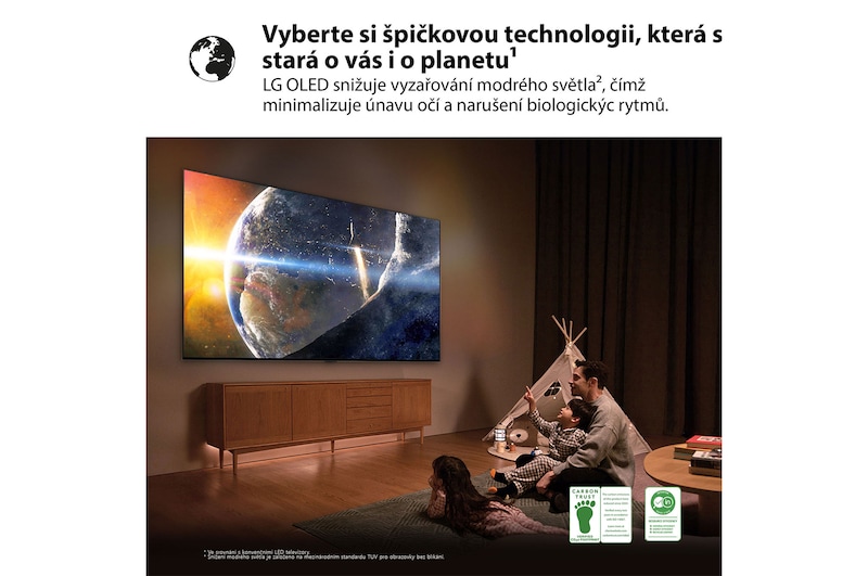 Detail obrazovky televizoru LG OLED TV zobrazující, jak funguje funkce AI Search. Otevře se malé okno chatu, ve kterém se zobrazí, jak se uživatel ptal na nabídku sportovních her. Funkce AI Search reagovala prostřednictvím chatu a zobrazováním miniatur dostupného obsahu. Zobrazí se také výzva, abyste se obrátili na Microsoft Copilot.