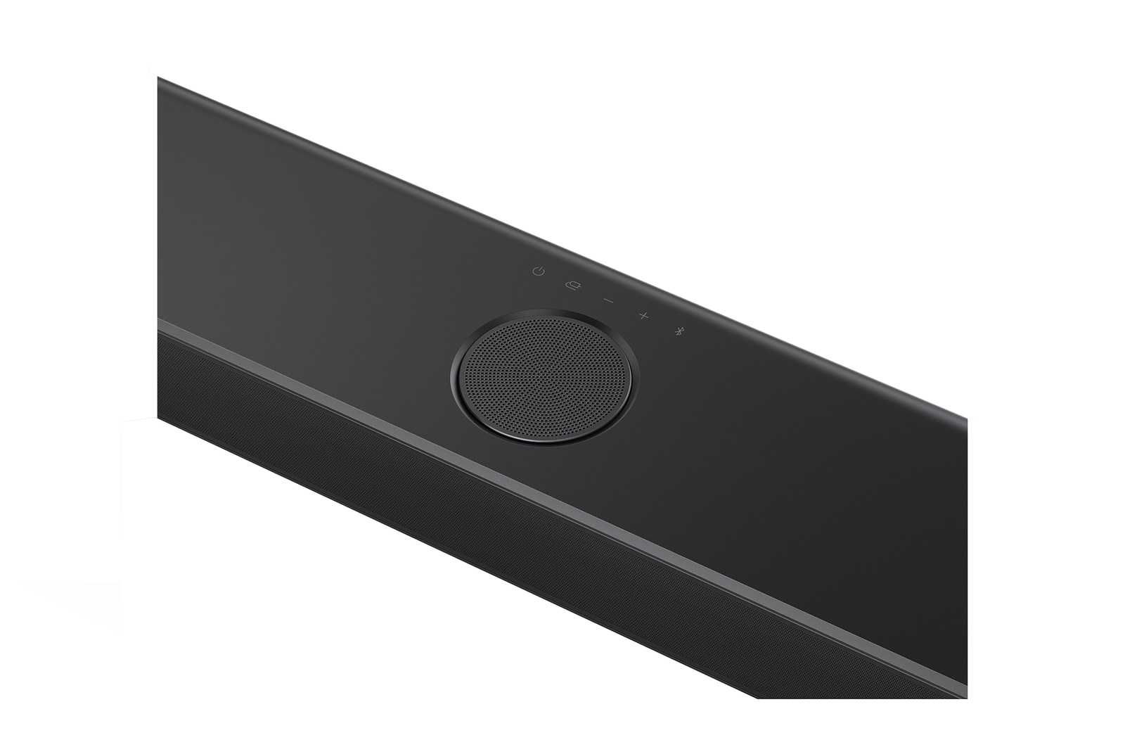 Horní natočený pohled na středový nahoru směřující kanál soundbaru LG Soundbar S77TY