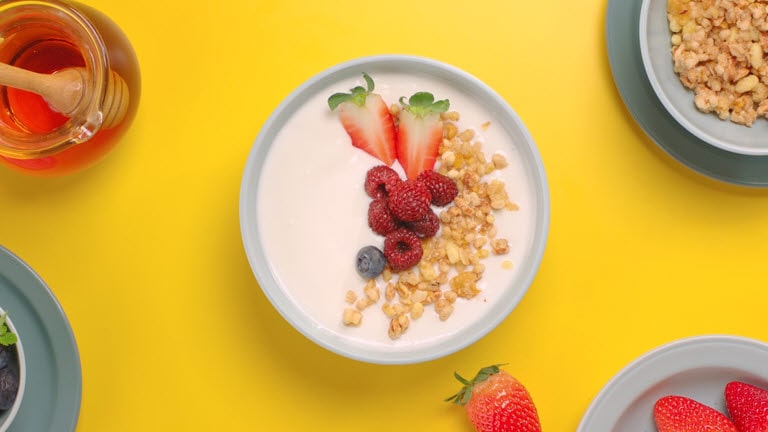 Ukazuje jogurt fermentovaný pomocí LG NeoChef™.