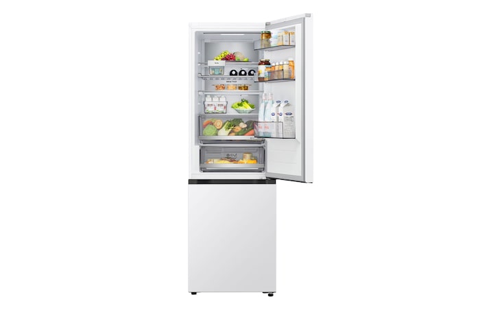 LG Unterer Gefrierschrank (GBBS726CPY) im Wohnbereich mit Blick auf die nächtliche Stadt, KI-Sparmodus-Grafik und schwankender Energietabelle