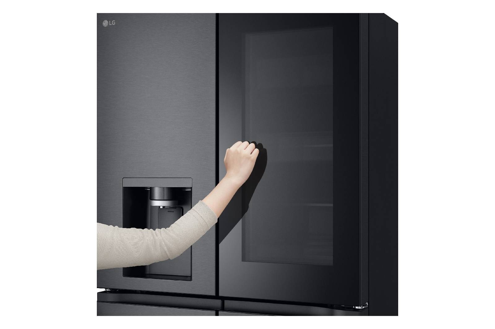 LG Multi-Door Kühlschrank mit InstaView® (EEK E, 643L, 179 cm hoch) mit Smart Fill-Wasserspender & internem Wassertank | GMK961EV3E, GMK961EV3E