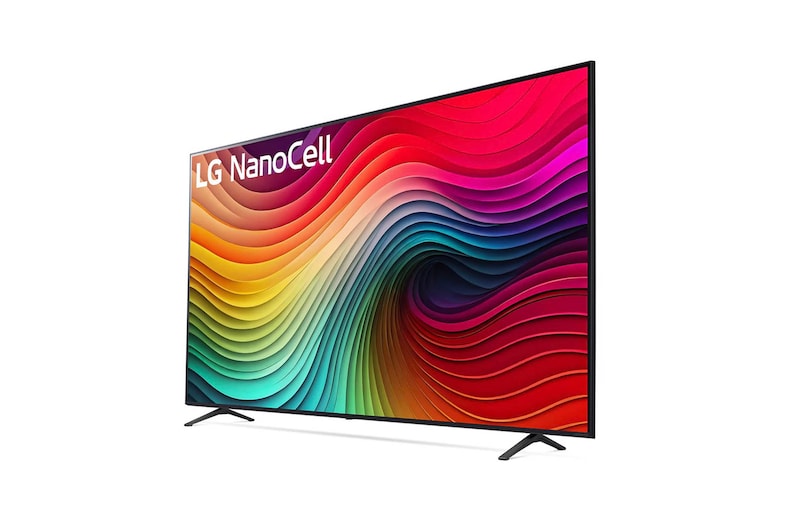 Schrägansicht des LG NanoCell AI NANO81 4K Smart TVs mit breitem Betrachtungswinkel und NanoColor-Technologie für satte Farben.